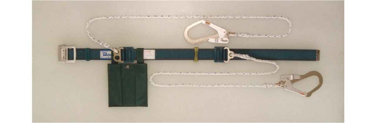 二丁掛けランヤードの構造と使用イメージ